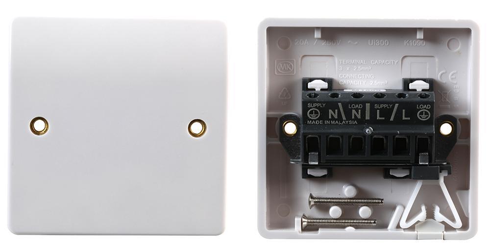 Logic Plus 20A Flex Outlet Plate, White