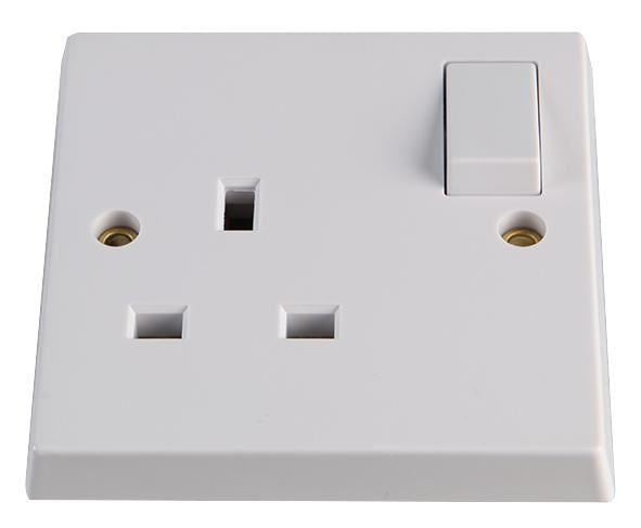 13A 1 Gang Switched Plug Socket, White