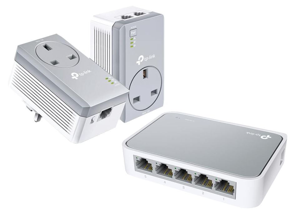 AV600 2-Port Passthrough Powerline Starter Kit & Free 5-Port Ethernet Desktop Switch