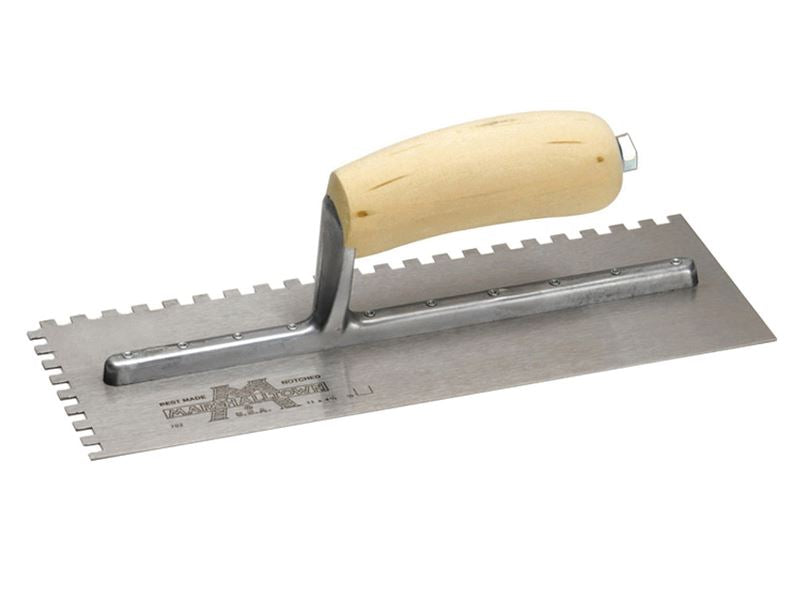 M702S Notched Trowel Square 1/4in Wooden Handle 11 x 4.1/2in