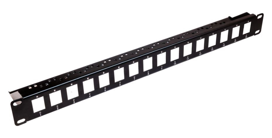 16 Port Panel Mount Patch Panel with Cable Managment